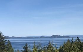 Bear Cove Cottages